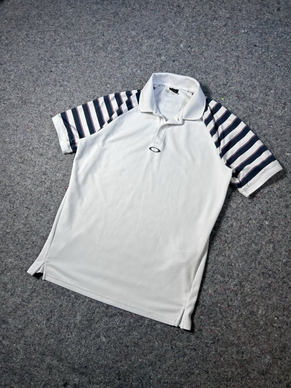 Oakley Golf Polo Shirt Sz L White Striped Raglan Sleeve Regular Fit Performance